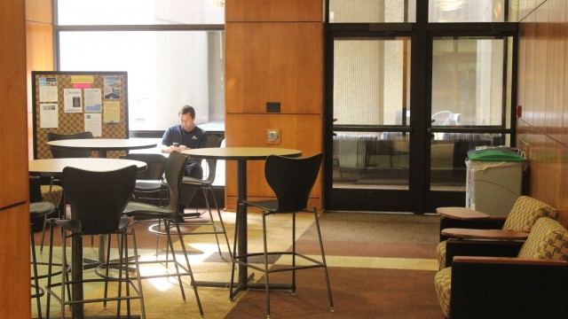 Inside Holcomb: Internship program needs improvements