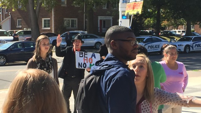 Campus Ministry USA protests, Bulldogs bite back