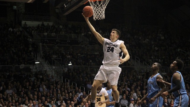 Roosevelt Jones beats the buzzer to down Cincinnati