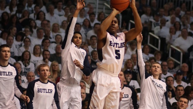 Men’s basketball holds off Seton Hall