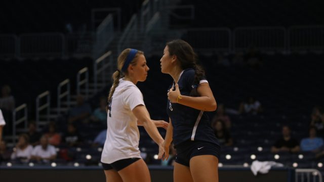 Bulldogs bounce back after early struggles in Iowa