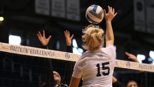 Bulldogs sweep Friars at Hinkle