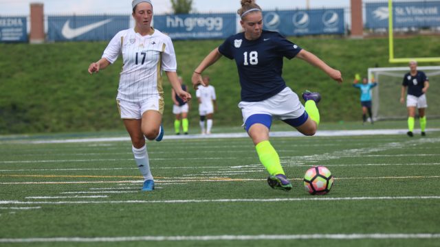 Women’s soccer shines in final home game of the season