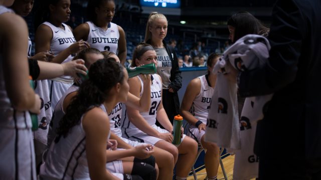 Women’s basketball falls 68-59 in season opener