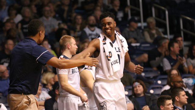 No. 4 Butler holds on to eliminate No. 12 Middle Tennessee and advance to Sweet 16