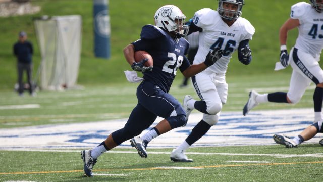 Butler football aims for consistency during quarterback change