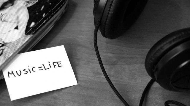 The magnetic unity in music