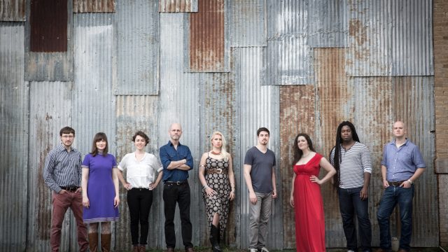 Grammy award winners Roomful of Teeth perform, educate at Butler