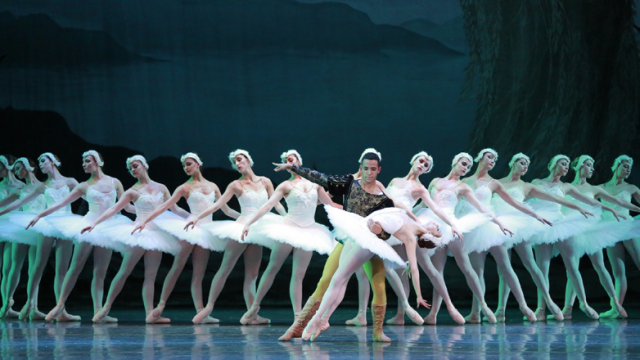 ‘Swan Lake’ could have been seniors’ swan song to collegiate ballet