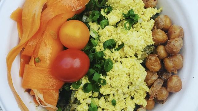 Students eat a meal from the Irvington garden beds