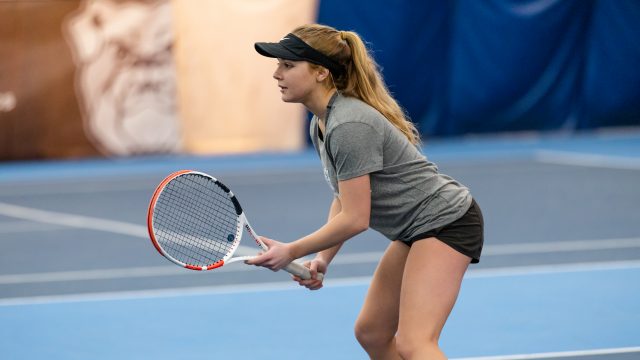 Women’s tennis falls to Ball State 1-6