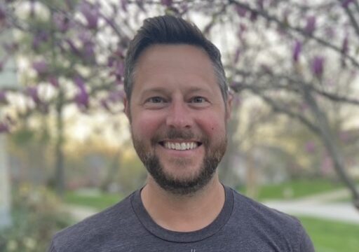 Adjunct professor brings law experience to business classroom