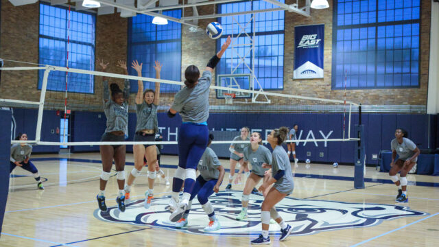 Butler volleyball battles for 2-1 record in Boise State Classic