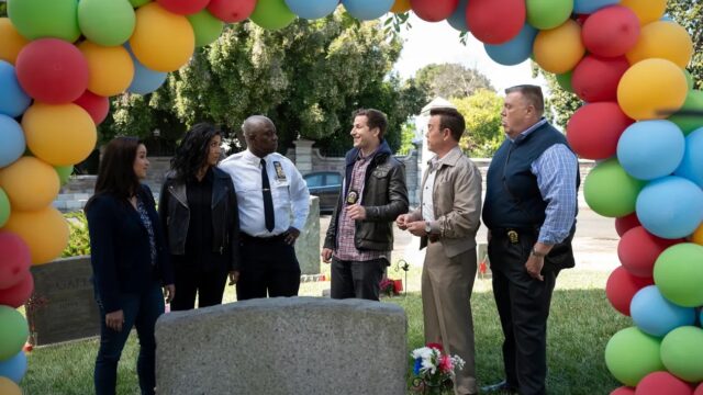 Spencer Reid, Jake Peralta, Olivia Benson: Good cops or good copaganda?