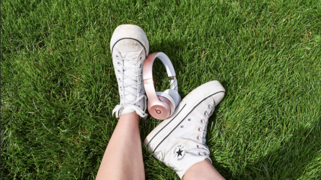 Things you got bullied for that are now trendy