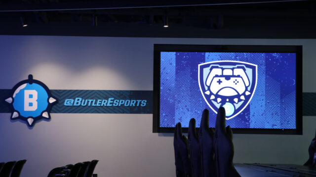 New members log onto Butler Esports