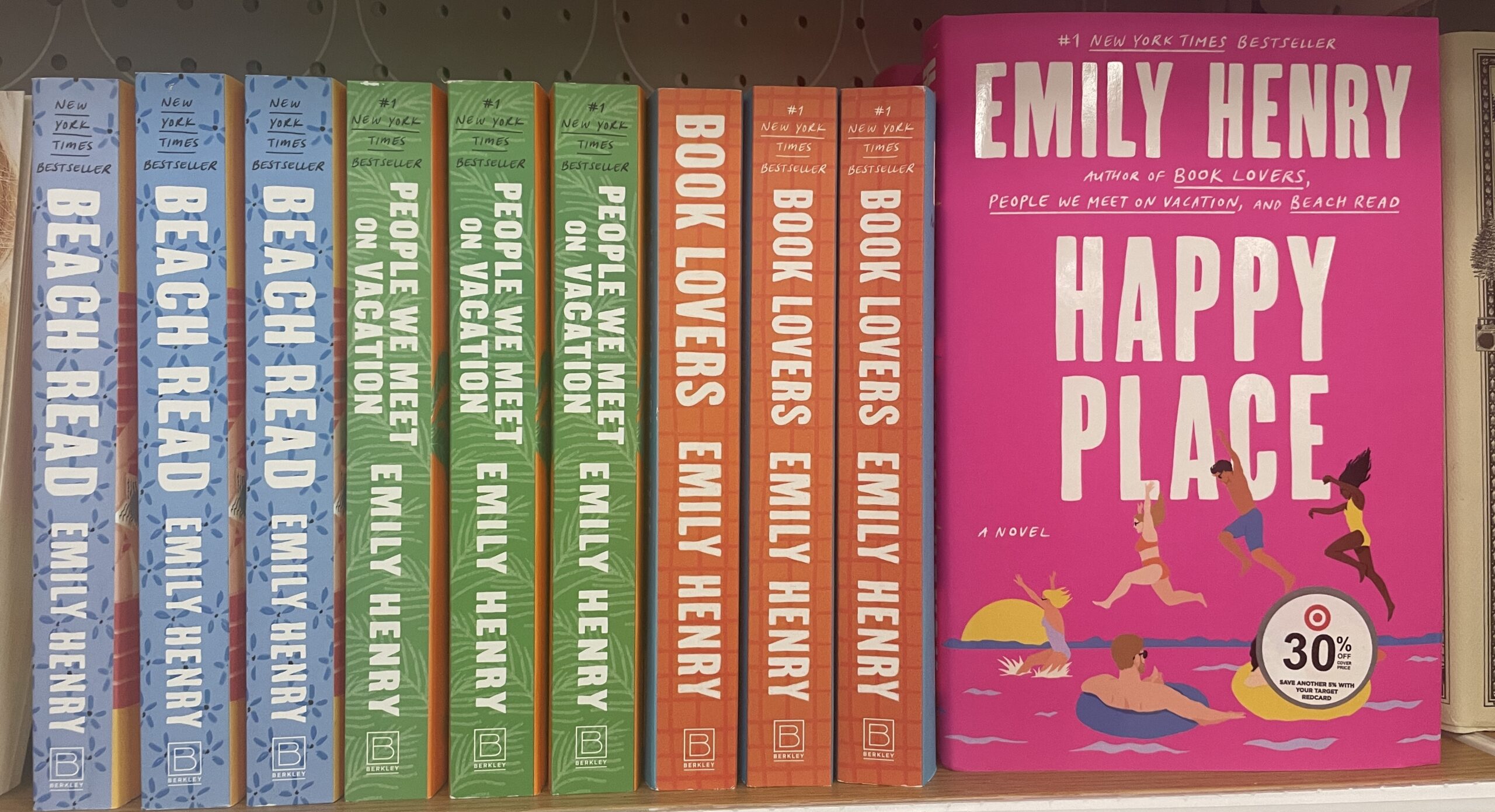 Dawg-Eared: 'Book Lovers' adore Emily Henry
