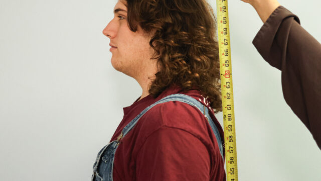 Swallow your pride and just say you’re 5’11”