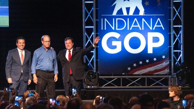 Indiana’s 52nd governor sworn in