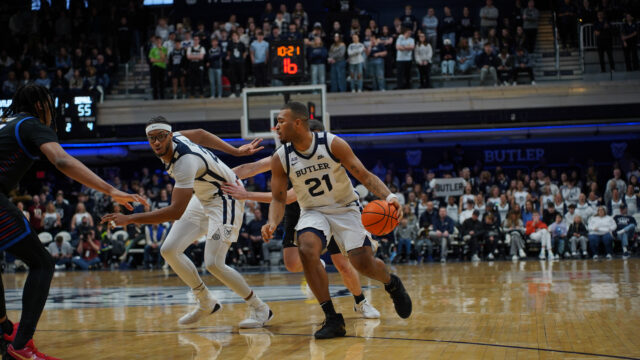 Beyond the box score: Dawgs prevail through second-half collapse