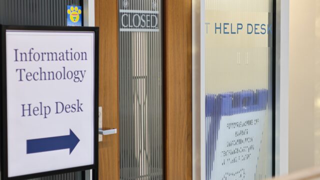 IT help desk relocated to the top floor of Irwin Library