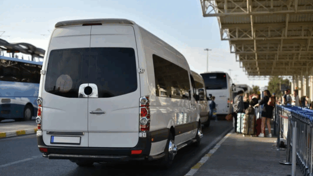 SGA trades Ubers for shuttles ahead of holiday breaks