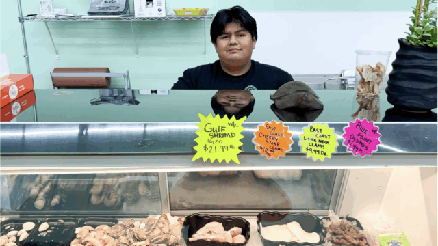 Santiago’s Seafood Market: Quality college dining