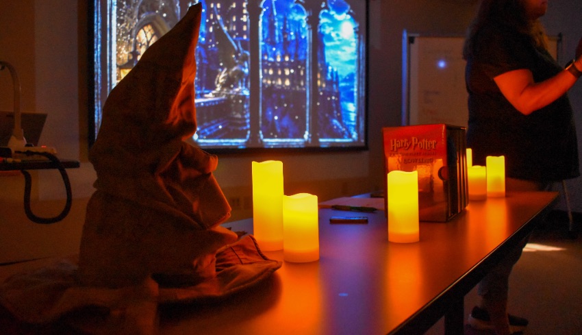New first-year seminar brings magic to campus
